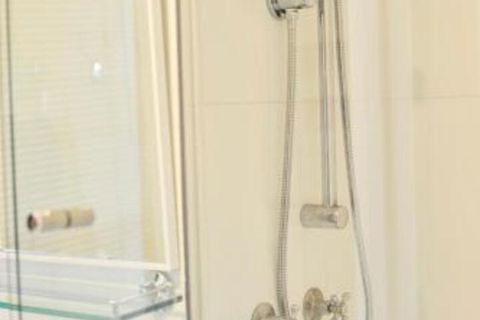 Jerningham Street Cottage - Rental Cars 6