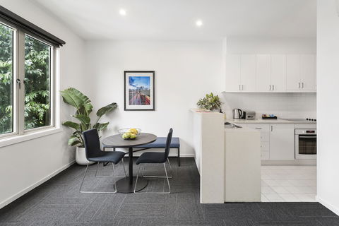 Quest Prahran - Rental Cars 6