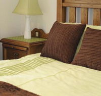 Robin Hill Retreat - Rental Cars