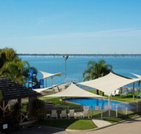 Lake Edge Resort - Rental Cars
