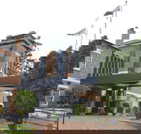 Mercure Maitland Monte Pio - Rental Cars