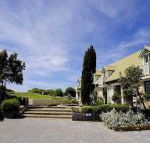Caledonian Inn - Rental Cars
