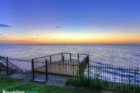 Dolphins At Sunset - Rental Cars 7