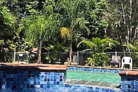Nimbin Rocks Retreat - Rental Cars 0