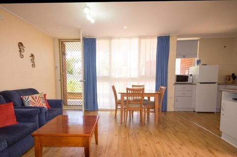 Kalindo Merimbula - Rental Cars 1