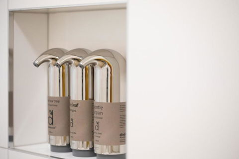 187 Merrijig - Rental Cars 1