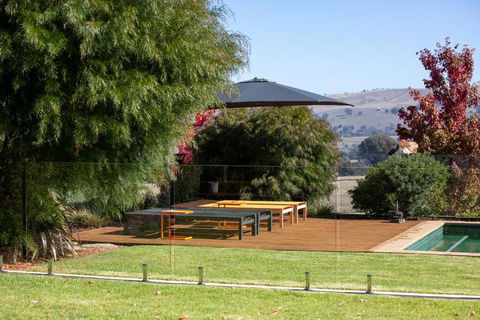 187 Merrijig - Rental Cars 6