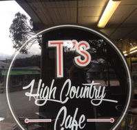 Ts High Country Cafe - Rental Cars