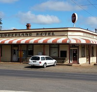 Cumberland Hotel - Rental Cars