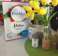 Freckles Cafe - Rental Cars