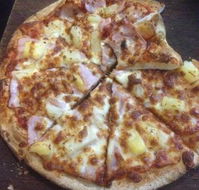 Crust Gourmet Pizza Bar Woolongong - Rental Cars