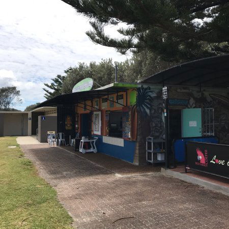 Lakes Beach Cafe - Rental Cars 0