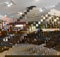 Parkview Hotel - Rental Cars