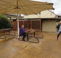 Marshall MacMahon Inn - Rental Cars