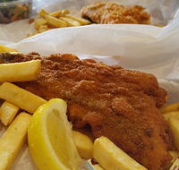 Burleigh Heads Fishmongers - Rental Cars