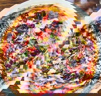Pizza E Vino - Rental Cars