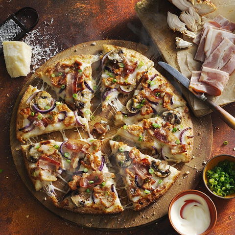 Domino's - Budgewoi - Rental Cars 0