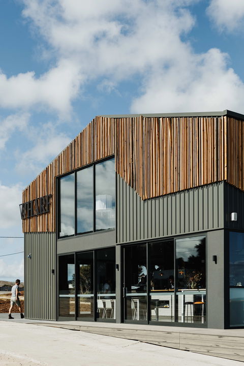 The Flinders Wharf - Rental Cars 1