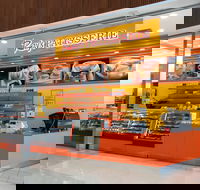 Ray's Patisserie - Ipswich - Rental Cars