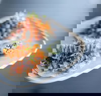 Treehouse Lounge - Rental Cars