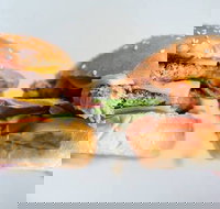 Ziggy's Eatery - Balaclava - Rental Cars