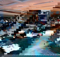 Mannequins Cafe - Rental Cars