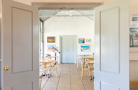 Mount Horrocks Wines - Rental Cars 1