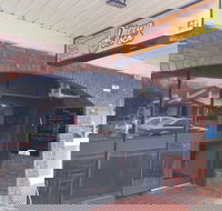 Pizza O'Clock - Rental Cars