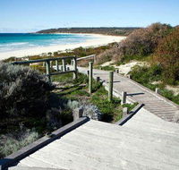 Bunkers Beach House - Rental Cars