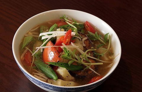 I Love Pho Crows Nest - Rental Cars 3