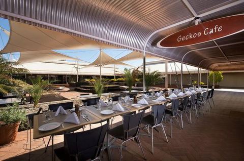 Gecko's Cafe - Rental Cars 0