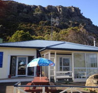 Nut Rock Cafe - Rental Cars