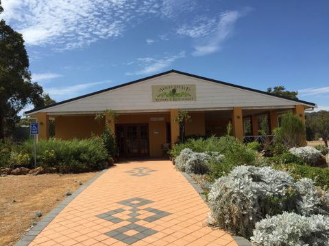 Alicia Estate Winery & Restaurant - Rental Cars 0