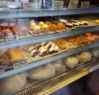 Leabrook Bakery - Rental Cars
