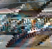 Bordertown morning loaf bakery - Rental Cars