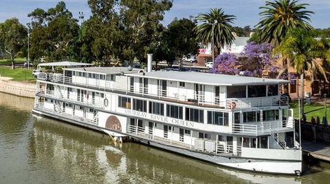Murray River Queen - Rental Cars 0