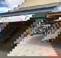 Vintage Cafe - Rental Cars