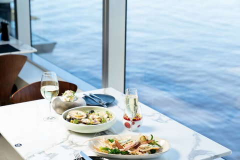 DoubleTree by Hilton Perth Waterfront - Rental Cars 14