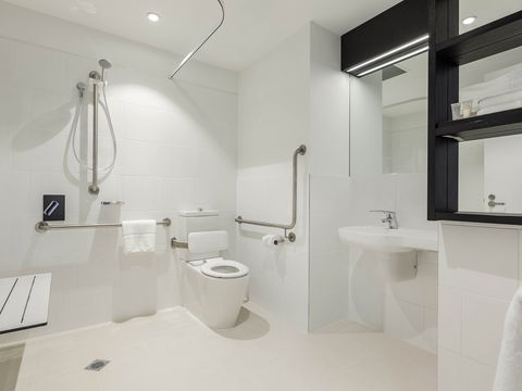 Ibis Adelaide - Rental Cars 4
