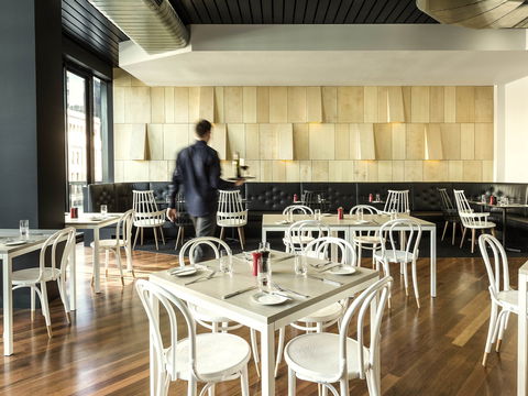 Ibis Adelaide - Rental Cars 11