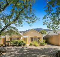 Quest Trinity House - Rental Cars