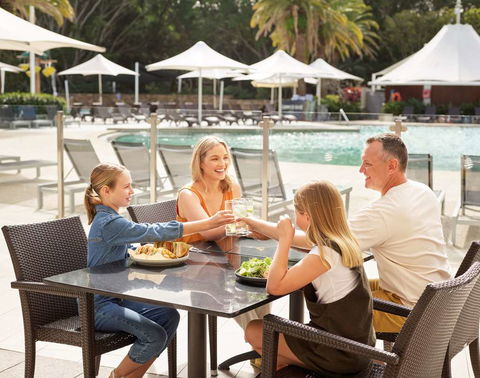 RACV Royal Pines Resort - Rental Cars 8
