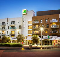 Quest Docklands - Rental Cars