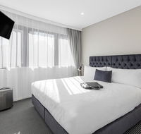Meriton Suites Kent Street - Rental Cars