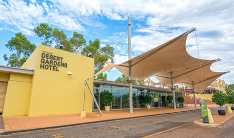 Desert Gardens, A Member Of Novotel Htls - Rental Cars 1