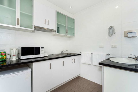 Quality Inn Railway - Rental Cars 3