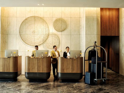 A By Adina Canberra - Rental Cars 5