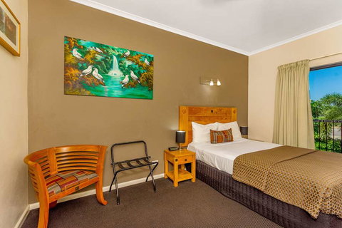Quality Hotel Darwin Airport - Rental Cars 7