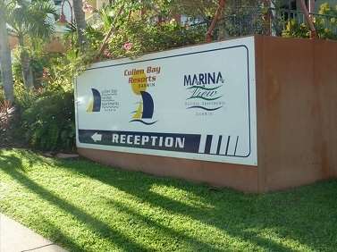 Cullen Bay Resorts - Rental Cars 1