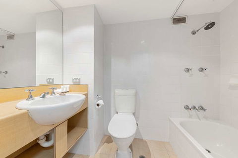 Hotel Frontier Darwin - Rental Cars 9